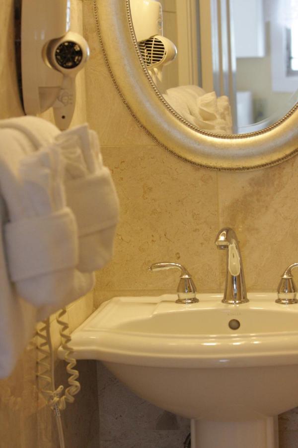 Bed and Breakfast Duval Gardens Ки-Уэст Номер фото